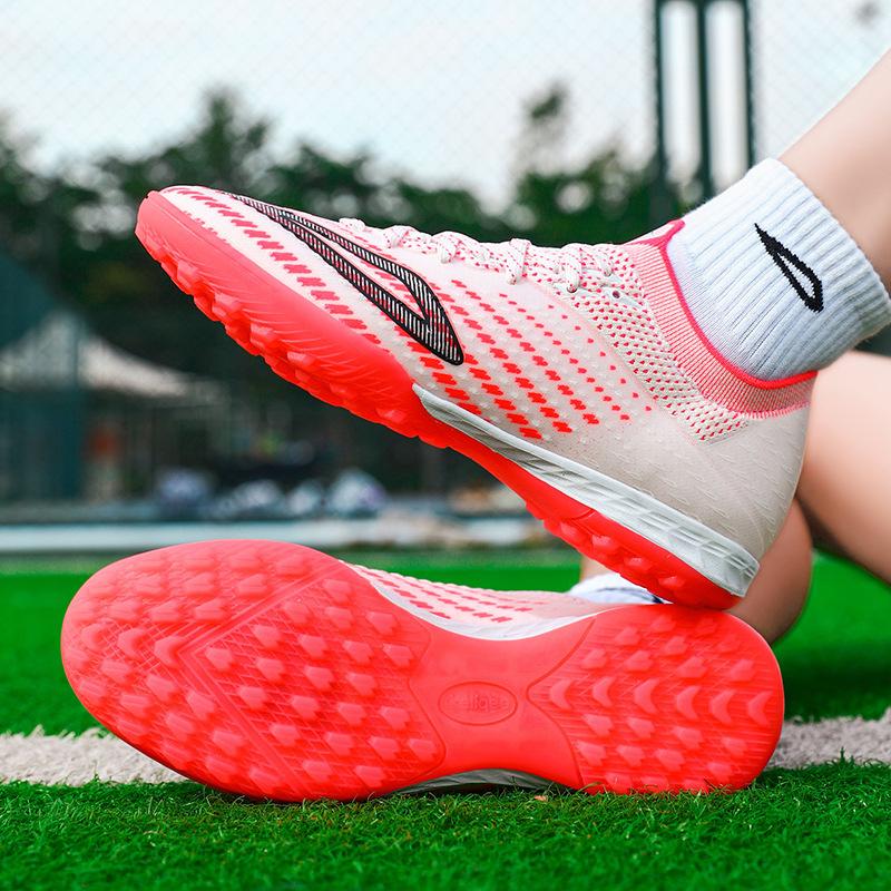 2025 Lingsu series new seamless fly-woven low-top football shoes student artificial grass competition training shoes