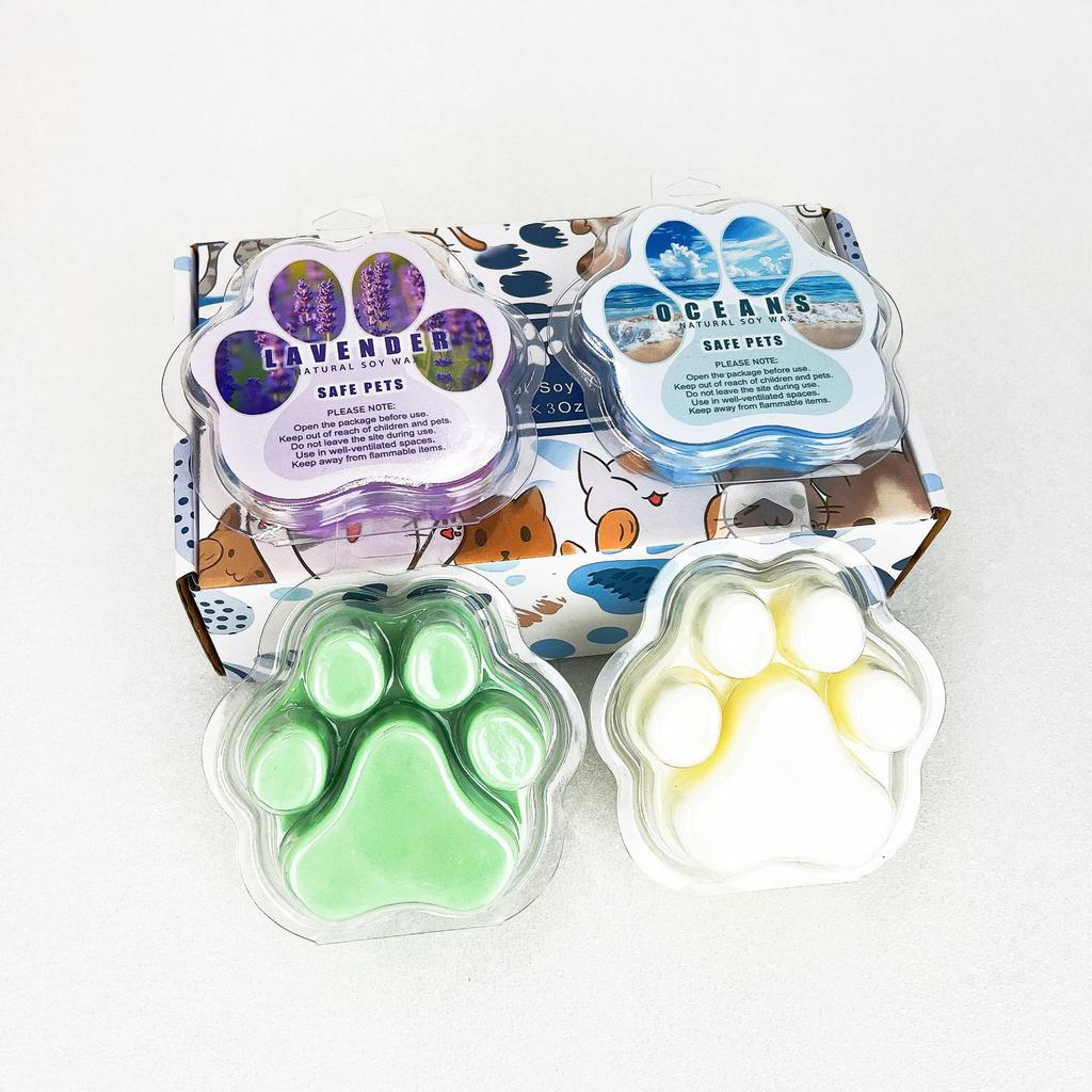 1 box of 4 Handmade Cat Paw Aromatherapy Soy Wax Candles for Relaxation and Stress Relief