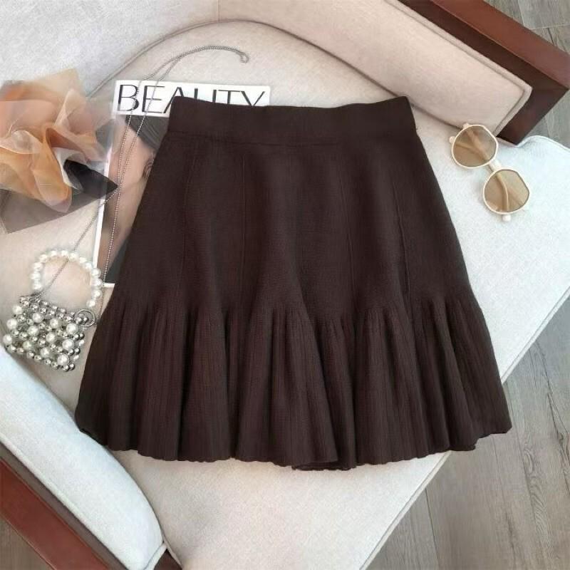 MIU Style 2025 Fall/Winter Knit Pleated A-Line Mini Skirt - Versatile and Slimming