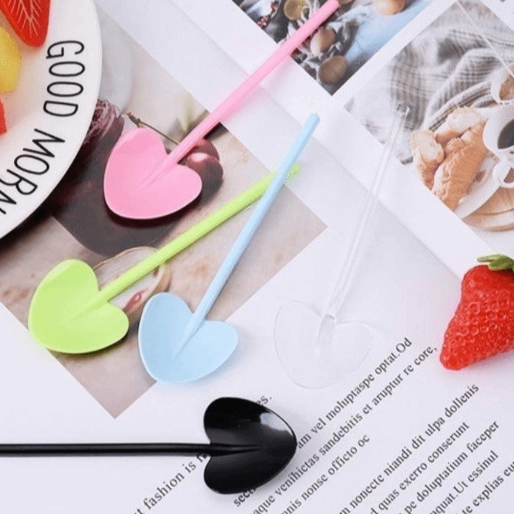100PCS Food Grade Heart-shaped Spoons Lightweight Ice Cream Spoons Plastic Spoons Picnic