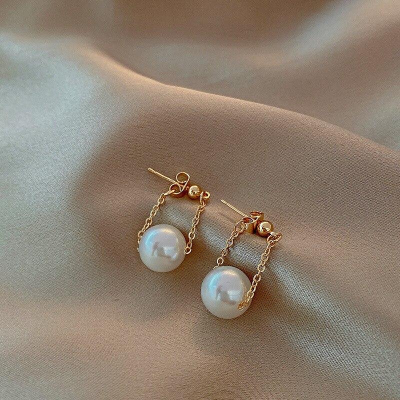 Sleek Simple Graceful Small Pearl Pendant Earrings Woman Latest Stylish Celebration Party Event Ladies 'Unusual Dangle Stylish Jewelry Earrings