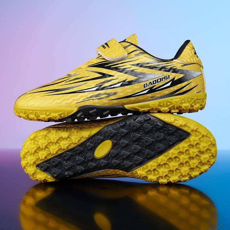 Football Shoes student Non Slip Society Cleats Soccer Shoes TF/FG boys Indoor Football Field Boots Fast Professional Sneaker