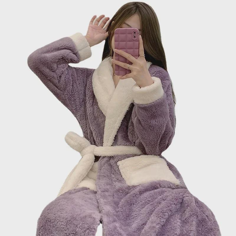 Acogedor Albornoz de Forro Polar Coral Morado Hada - Largo, Grueso, Lindo para Estar en Casa para Otoño e Invierno