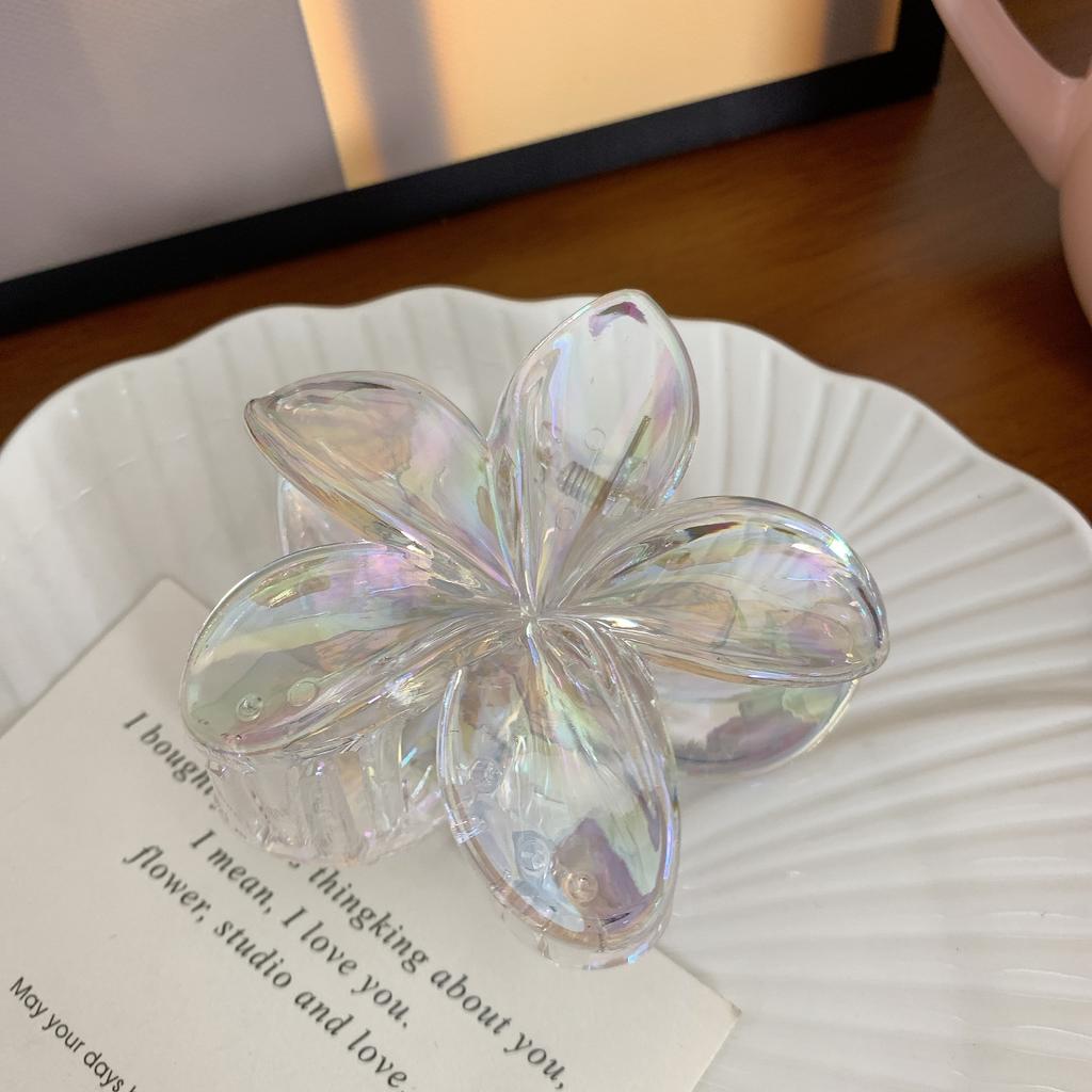 Gradient Frangipani Hair Clips Transparent Color Plumeria Disk Hair Shark Clip Ins Style Sweet Hair Clip Flower Hair Clip