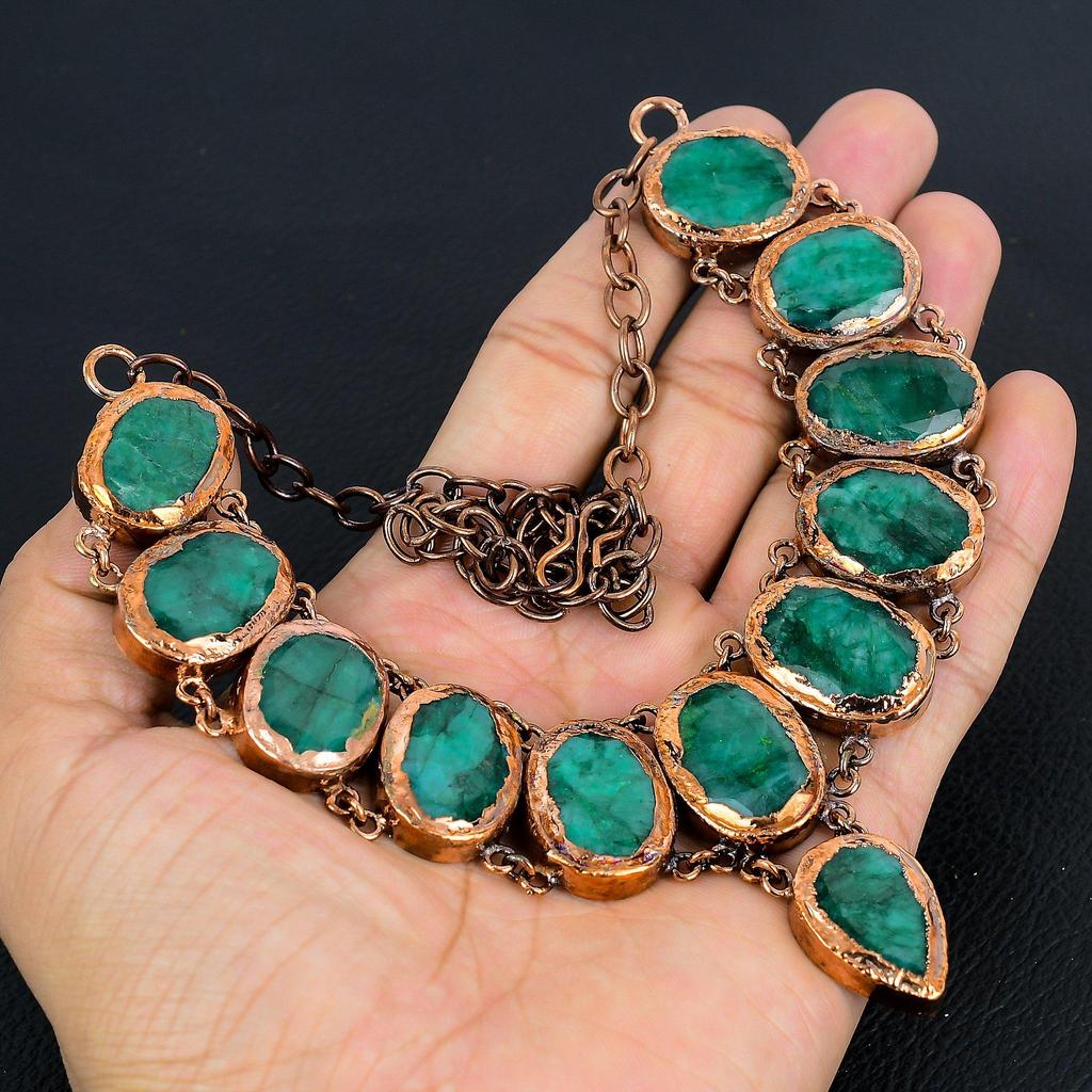 Collier en pierres précieuses émeraude Bijoux en pierres précieuses, collier électroformé en cuivre, collier en chaîne réglable fait main Cadeau pour bijoux d'anniversaire