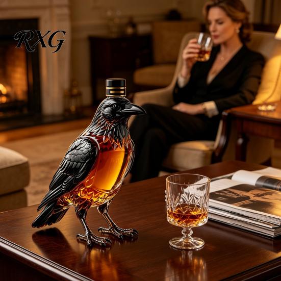 Craft Liquor Container Crow Whiskey Decanter, 350ml Capacity Glass Bottle, Unique Wine Bottle Decorative Alcohol Dispenser for Home Kitchen