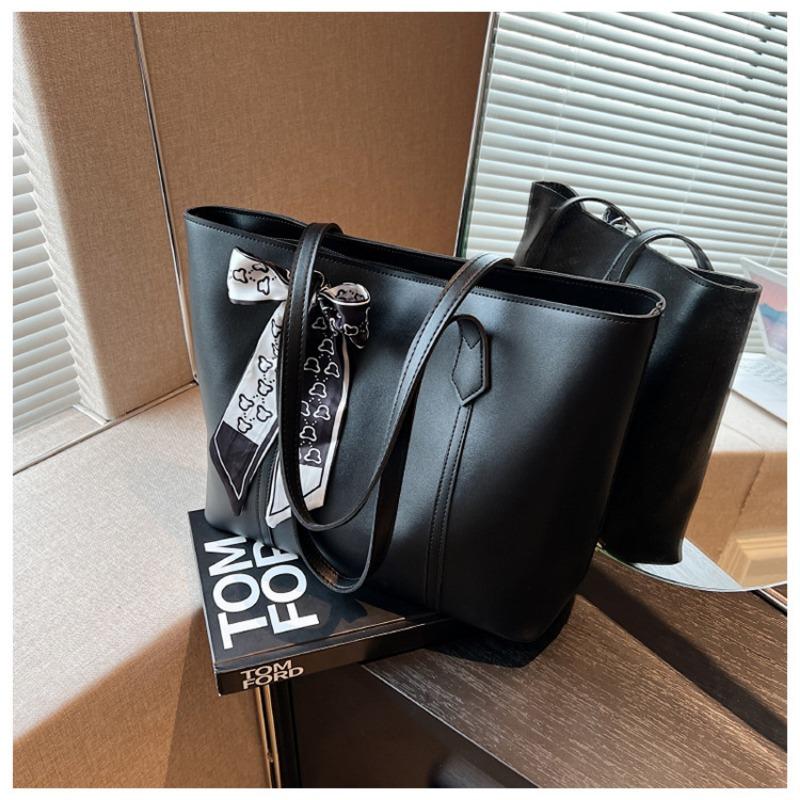 New Trendy Retro Commuter Compartment Shoulder Bag High Sense Tote Bag College Student Class Bag Woman