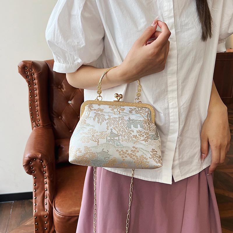 National style cheongsam lock chain small bag women's spring and summer new versatile women's popular one-shoulder crossbody bag