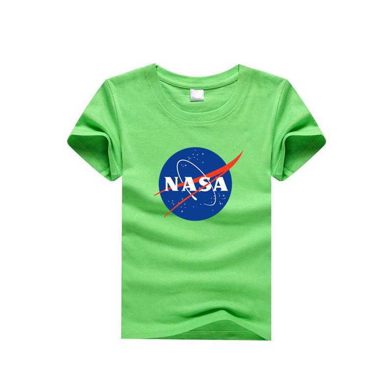 Klasické dětské tričko s motivem astronauta NASA a stylovým kulatým výstřihem