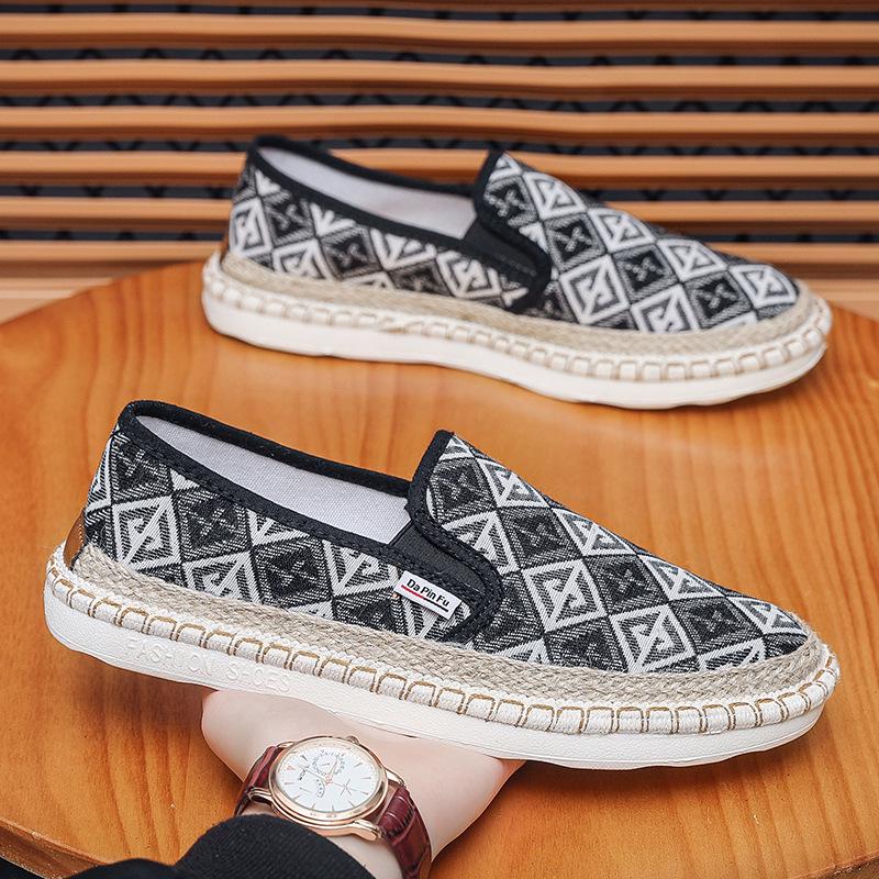 2025 Men's Summer Linen Slip-on Shoes: Trendy, Breathable Old Beijing Fisherman Style