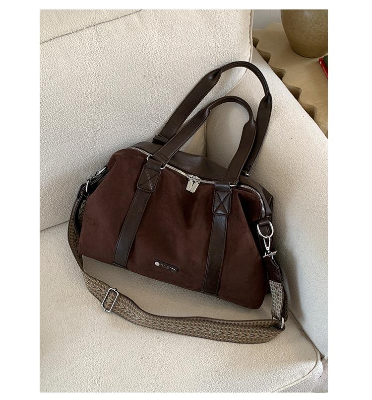 

Ретро портативная сумка-бостон большого объема женская 2025 новая модная дорожная сумка через плечо для通勤 повседневная подмышечная сумка