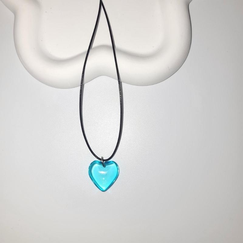 Fashion Trend Niche Sense Loves Pendant Collarbone Chain Temperament Simple Cold Wind Adjustable Black Rope Necklace