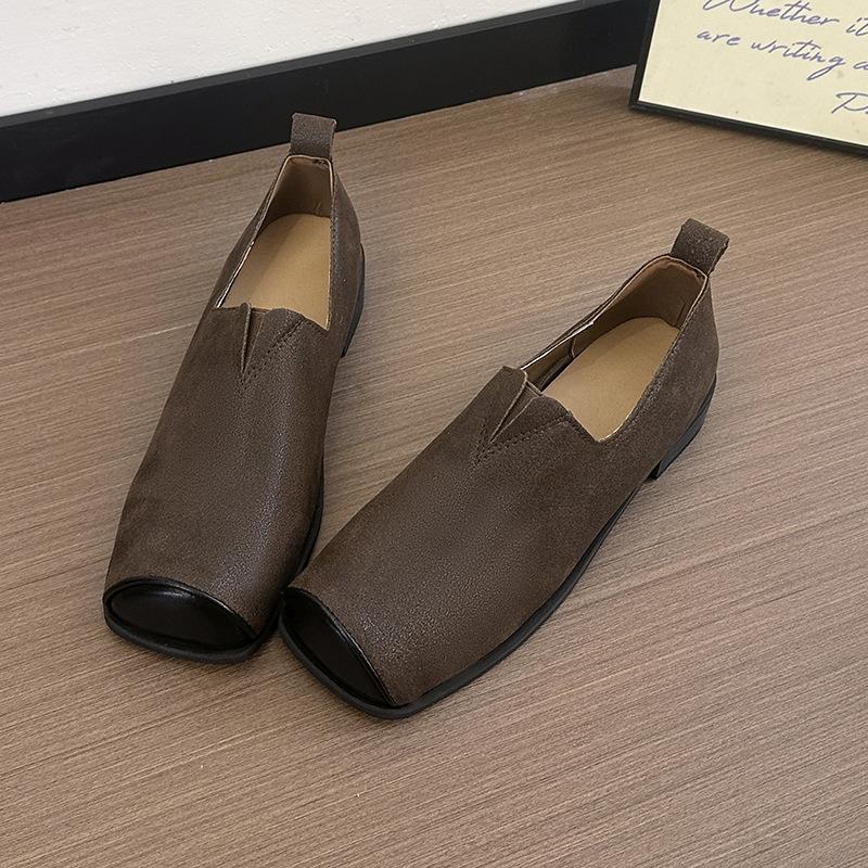 

2025 осень новые туфли на одной педали универсальные износостойкие повседневные одинарные туфли женские легкие лоферы для ног 40