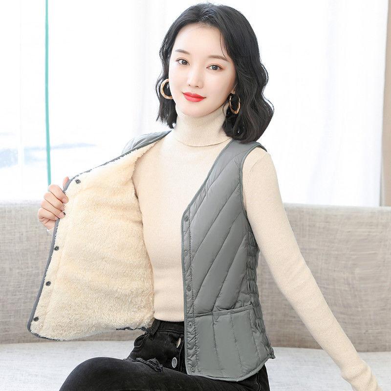 Autumn/Winter Slim-Fit Short Cotton Waistcoat for Women Versatile Waistcoat Layering Warm Thickened Cold Protection