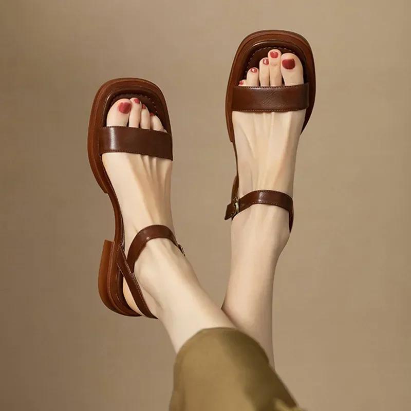 Fashion Summer Flat Sandals Women Ankle-Wrap Open Toe Square Low Heel Shoes Slingback Anti-slip Soft Sole Sandals Sandalias De Mujer