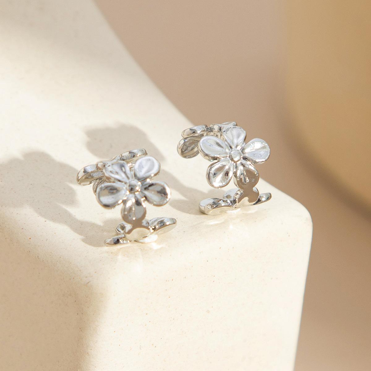 

Vacation Fake Piercing Starfish Shell C-shaped Clip earrings Metal Flower Sun Moon Gold Color ear cuff for Women Fashion Jewelry
