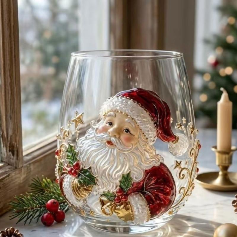 Holiday Beverage Cup, Clear Stemless Christmas Glass with Gold Detail for Table Service and Seasonal Hosting Use