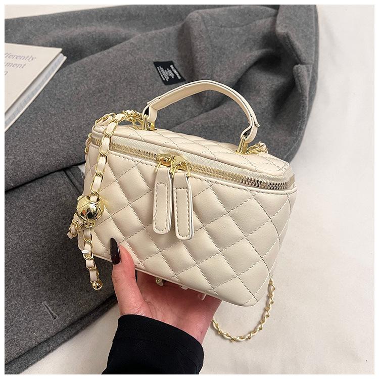 

Xiaoxiangfeng rhombus portable box bag, new high-end niche design messenger bag, fashionable and casual shoulder bag tide белый