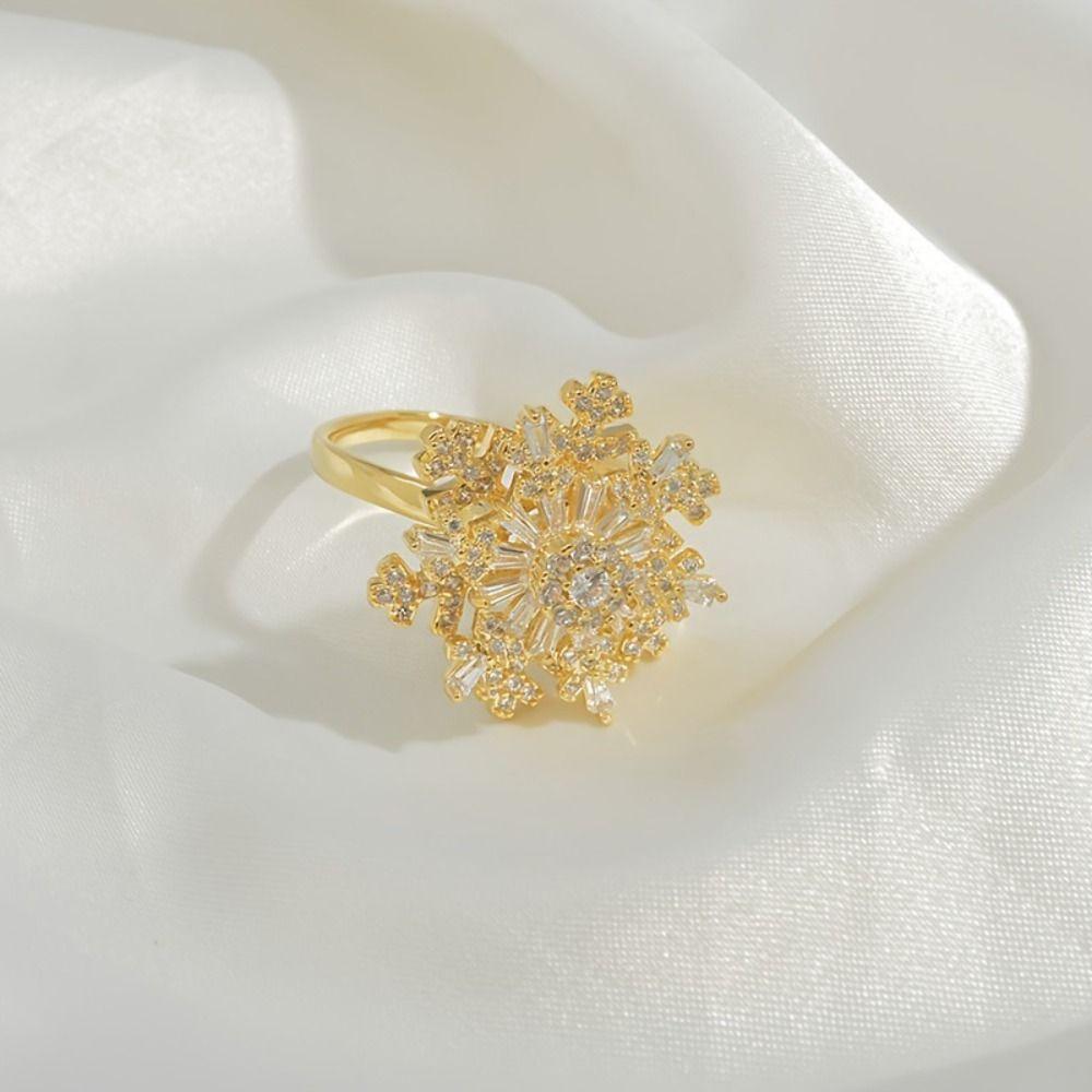Crystal Snowflake Ring Sparkling Zircon Finger Ring Creative Rotatable Snowflower Ring  Wedding