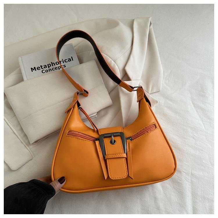 Popular bag women's 2026 new fashionable retro texture single shoulder underarm bag leather buckle crossbody crescent bag