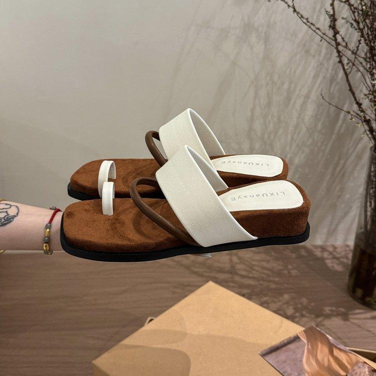 

[youshilai] Flat-bottomed non-slip one-word slippers 2025 summer new French style with skirt cool slippers 40