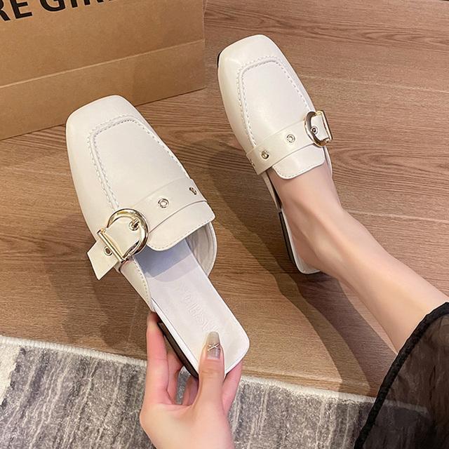 

Женские тапочки на плоской подошве, модные сандалии с пряжкой и пяткой на спине, весна-лето, новые трендовые повседневные шлепанцы, женская обувь, женские шлепанцы 37 бежевый