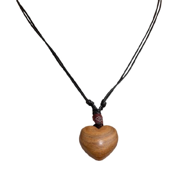 Lightweight Zinc Alloy and Wood Pendant Necklace Featuring Adjustable Chain for Sensitive Skin and Fashion Versatility