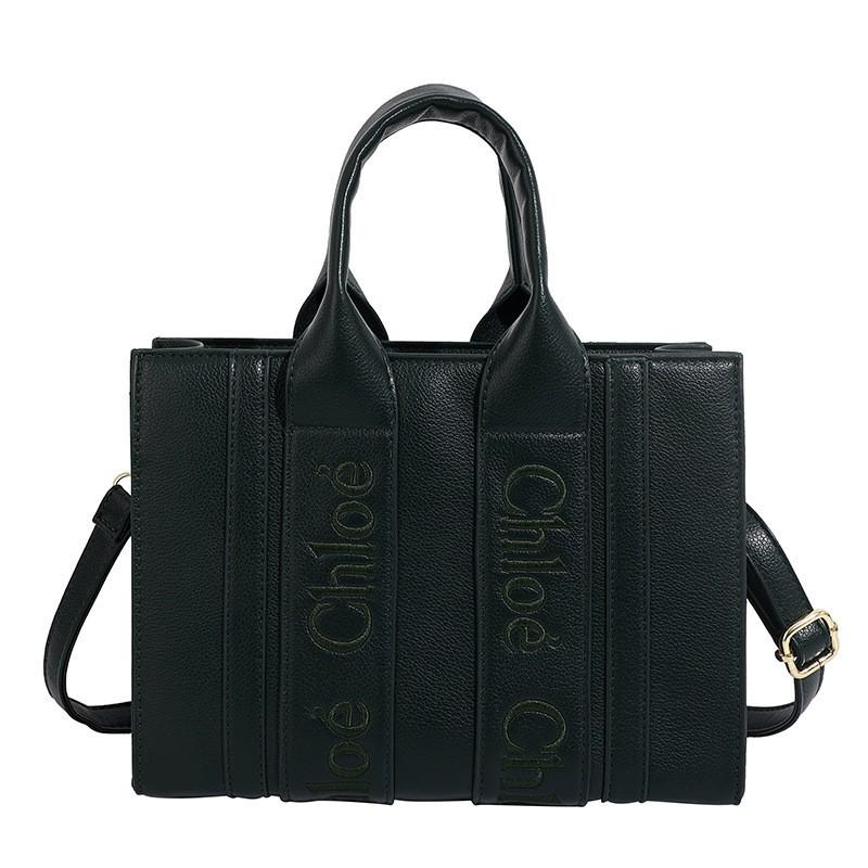Borsa a Tote Semplice alla Moda 2026 Nuovo Stile Atmosferica Lettera Ricamata Portatile a Tracolla da Pendolare Donna