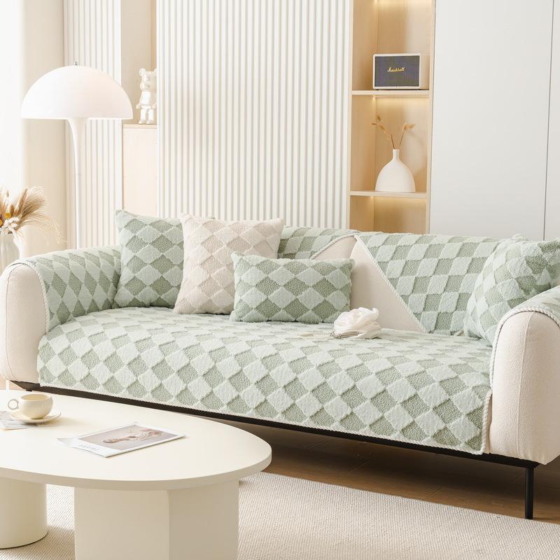 Plush Plaid Sofa Cover Thickened Warm Non-Slip Cushion Winter Luxury Living Room Sofa Decorative Dust Cover Soft Cloth Towel