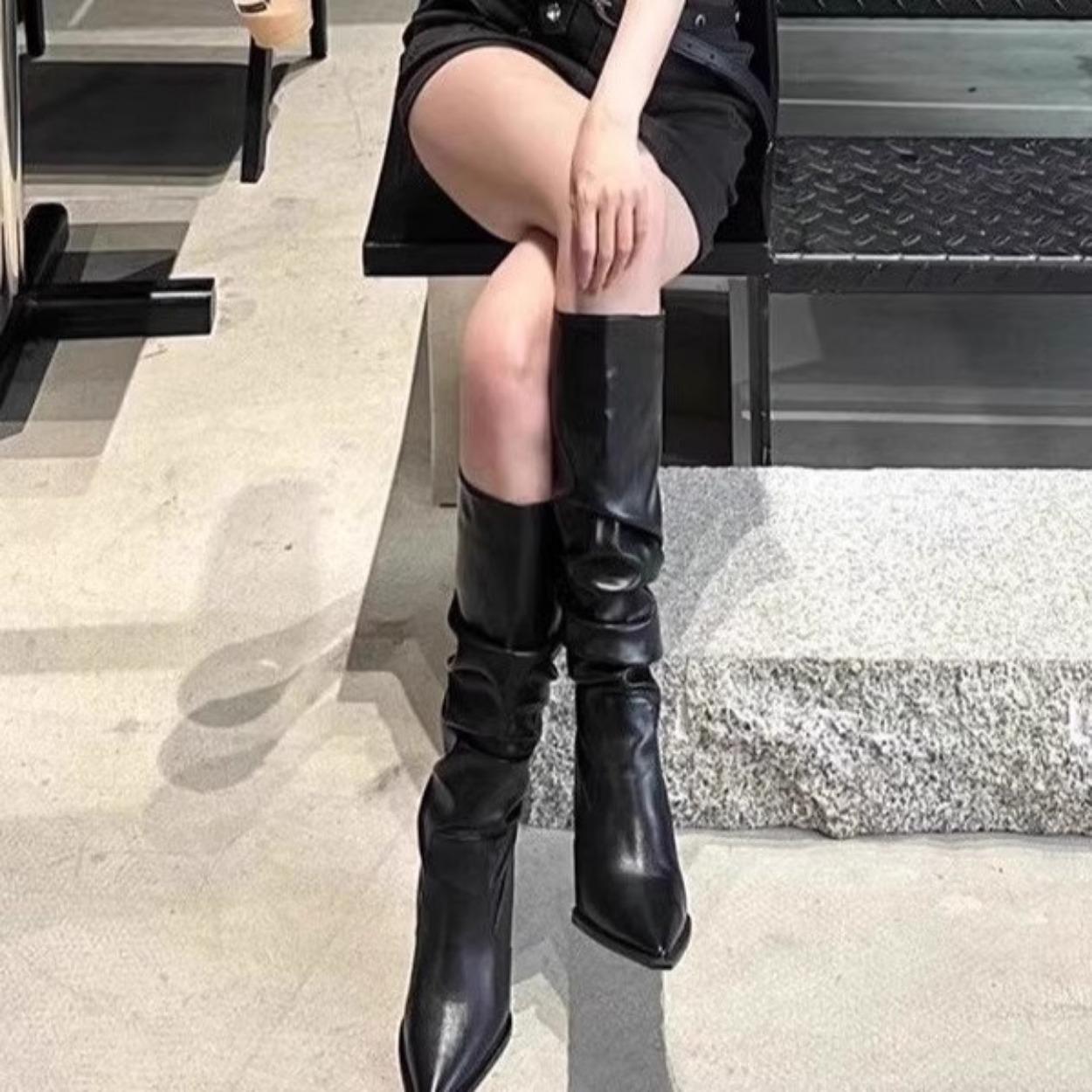 

Широкие сапоги, женские сапоги с новым большим обхватом голенища, острый носок, тонкий каблук, сапоги-чулки, большие размеры, ботфорты выше колена. 39 чёрный