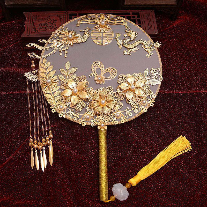 Xiuhe Bridal Fan with Bouquet: Traditional Chinese Wedding Accessory