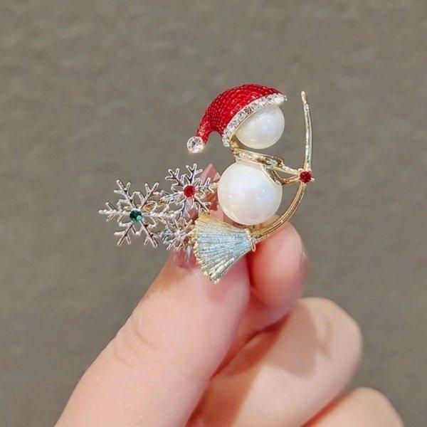 Rinhoo Xmas Enamel Penguin Snowman Hats Brooch Pins Christmas Socks Animal Penguin Insect Gloves New Year Gift Jewelry