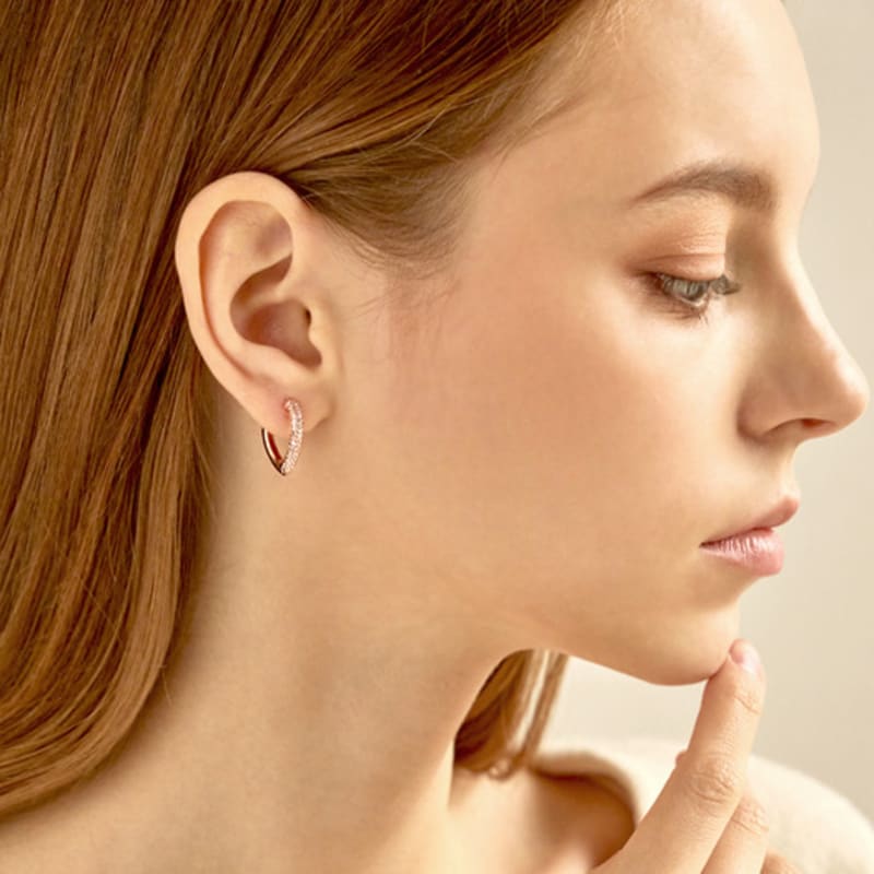 ELLE Jewelry 14K Heart Motif One-Touch Earrings (Gold Pin) ELGPEE413