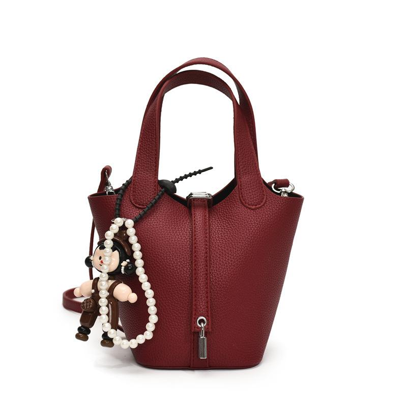 New Fashion Handbag Women's Versatile Shoulder Bag Large Capacity Messenger Bag