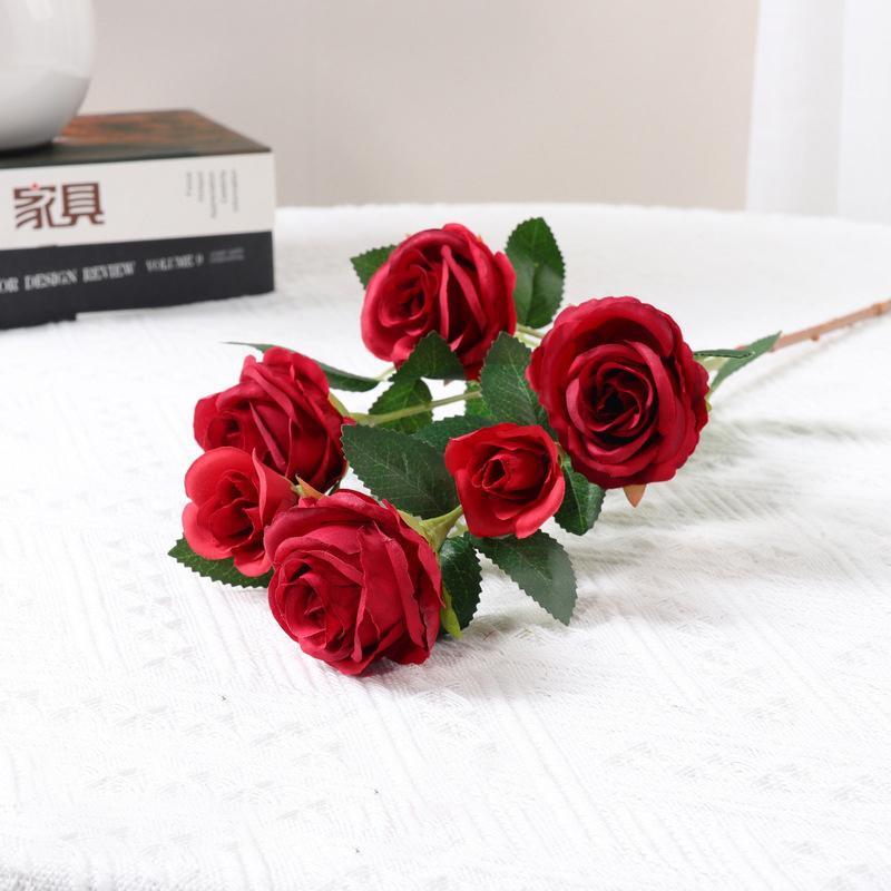 Plastic Realistic Handmade Roses Artificial Flower Bundle Bouquet for Home Office Garden Decoration Customizable Artificial