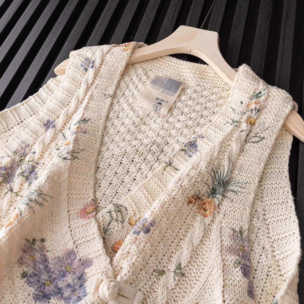 Floral Knitted Sweater Vest Vintage Button Autumn Sleeveless Vest Waistcoat