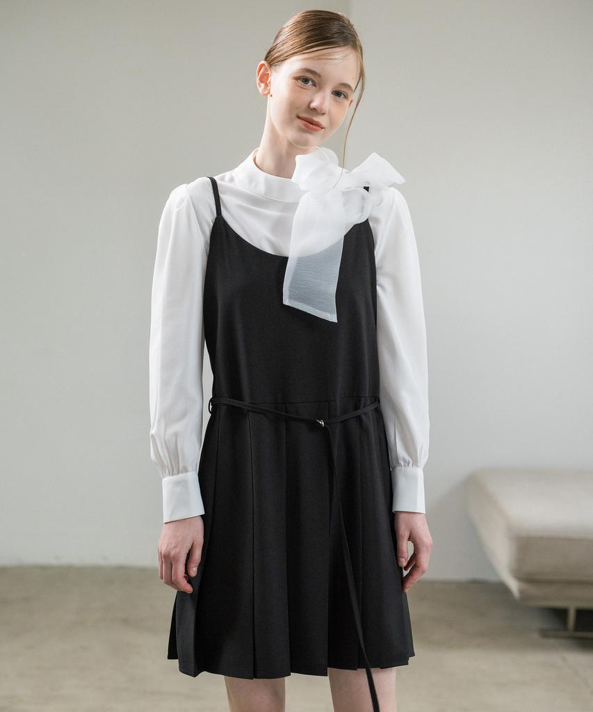 HYFVE Modern Preppy Sleeveless Midi Dress