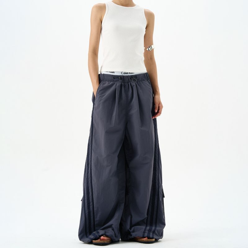 

Kisko American Retro Striped Patchwork Multi-Pocket Wide-Leg Cargo Pants for Men and Women, Summer Drawstring Casual Hiking Pants Gray XL