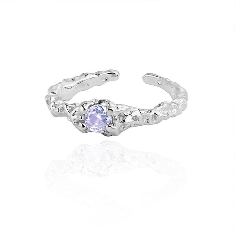 

Chic Contemporary Metal Ring Featuring Iridescent Moonstone For Women Elegant J2429
