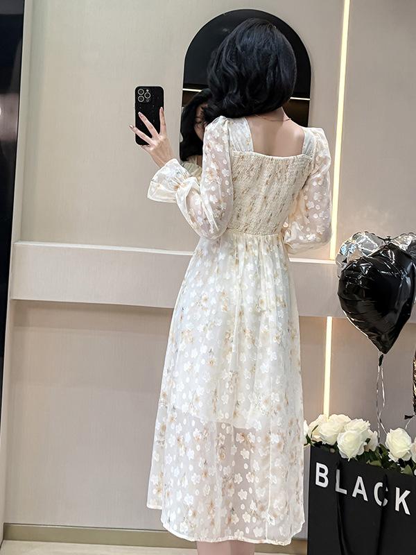 Spring French Square Neck Puff Sleeve Ruffle Dress - Mid-Length, Slim Fit, Jacquard Floral Design