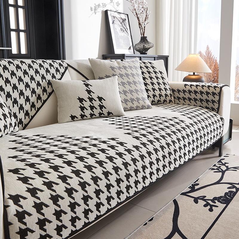Modern Simple Stooth Sofa Cover All Inclusive Chenille Couch Protector Universal for All Seasons Dustproof Furniture Mat Blanket
