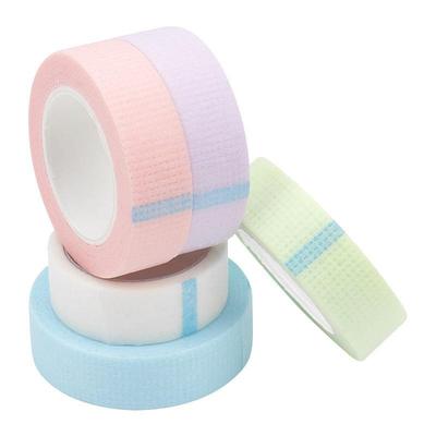 Gefärbtes atmungsaktives Vlies-Wimpernisolierband für Extensions, 4,5 m