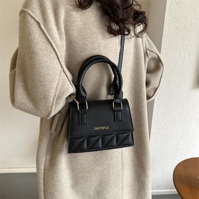 Retro Fashion Retro Fashion 2025 Winter New Korean Version Simple Casual Shoulder Portable Messenger Small Square Bag