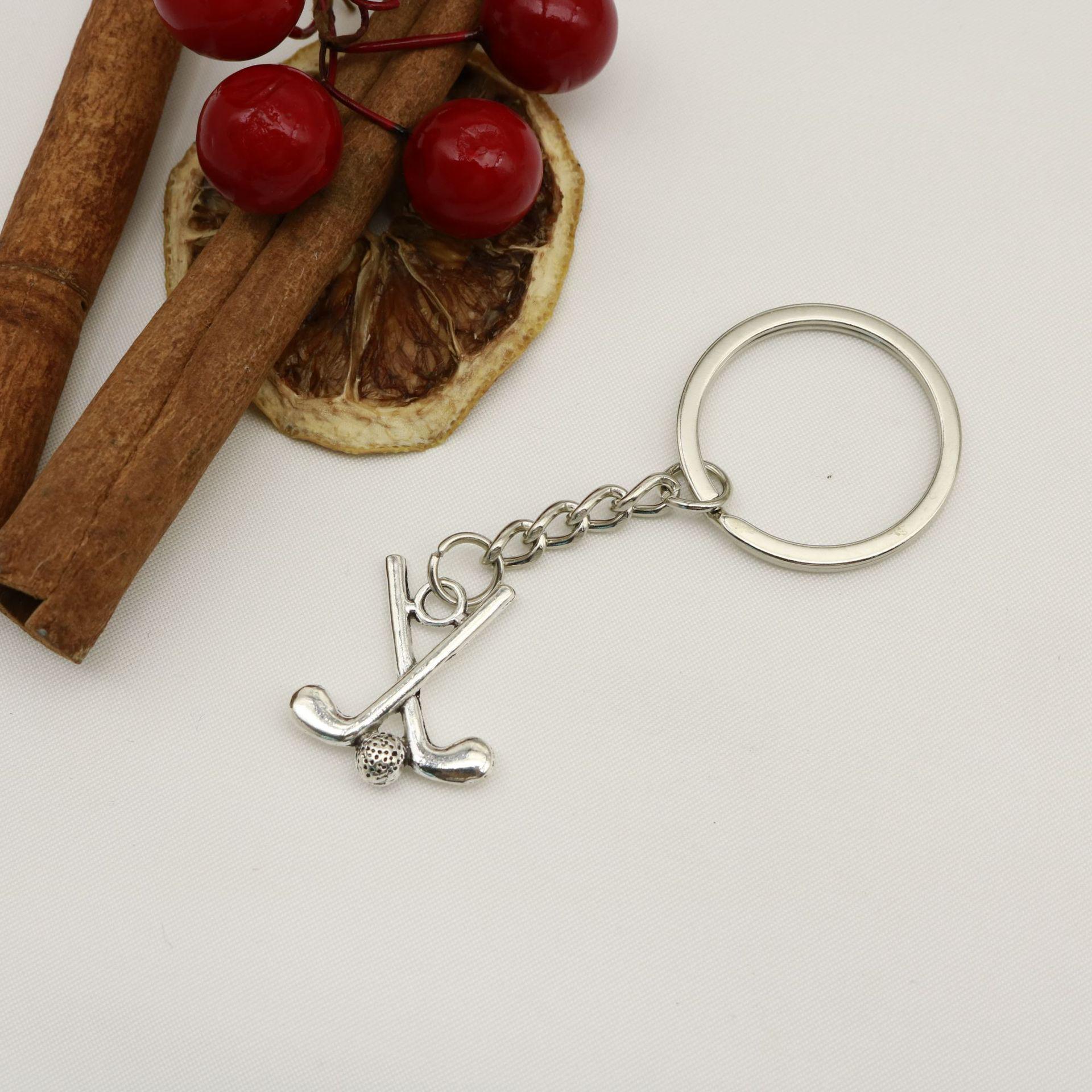 Simple Golf Club Keychain Pendant - Popular Accessory