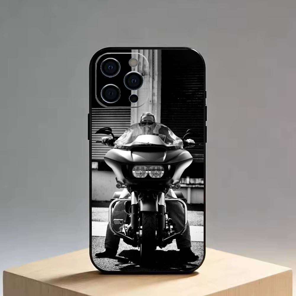 Street Glide   Phone Case For iPhone 17,16,15,14,13,12,11 Plus,Pro Max,XS,Soft Silicone Black Cover