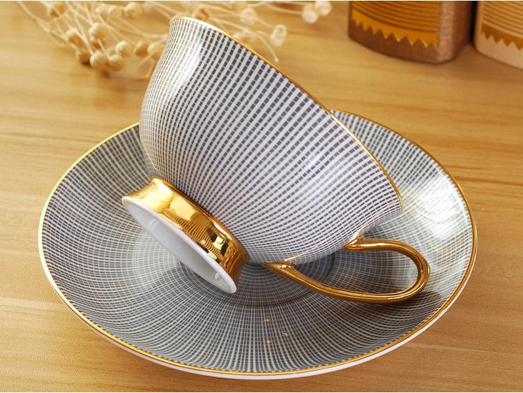 Zlacená evropská kostní porcelánová kávová a čajová sada s podšálkem