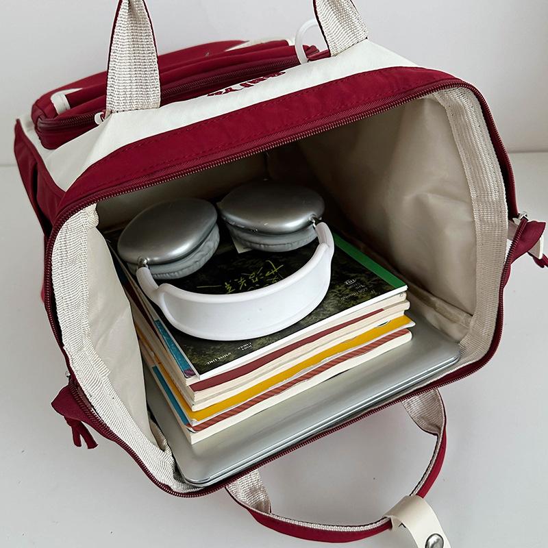 Schultaschen sind frisch und frisch bei Schülern der Unterstufe  Schultaschen sind hochwertige und niedliche Rucksäcke  Rucksäcke mit großem Fassungsvermögen und geringem Gewicht