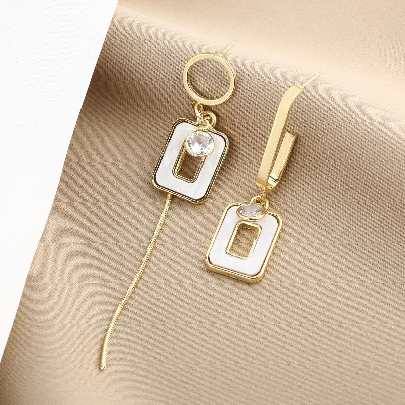 Black Hollow Square Oil Drip Asymmetrical Earrings Personalized Geometric Earrings Tide Earrings