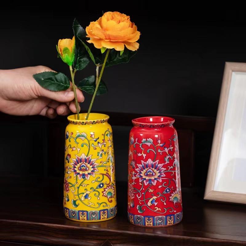 Small Ceramic Vase for  Handmade Elegant Vintage Chinese Painting  Enamel Glazed Porcelain Decorative Vases for Office Home