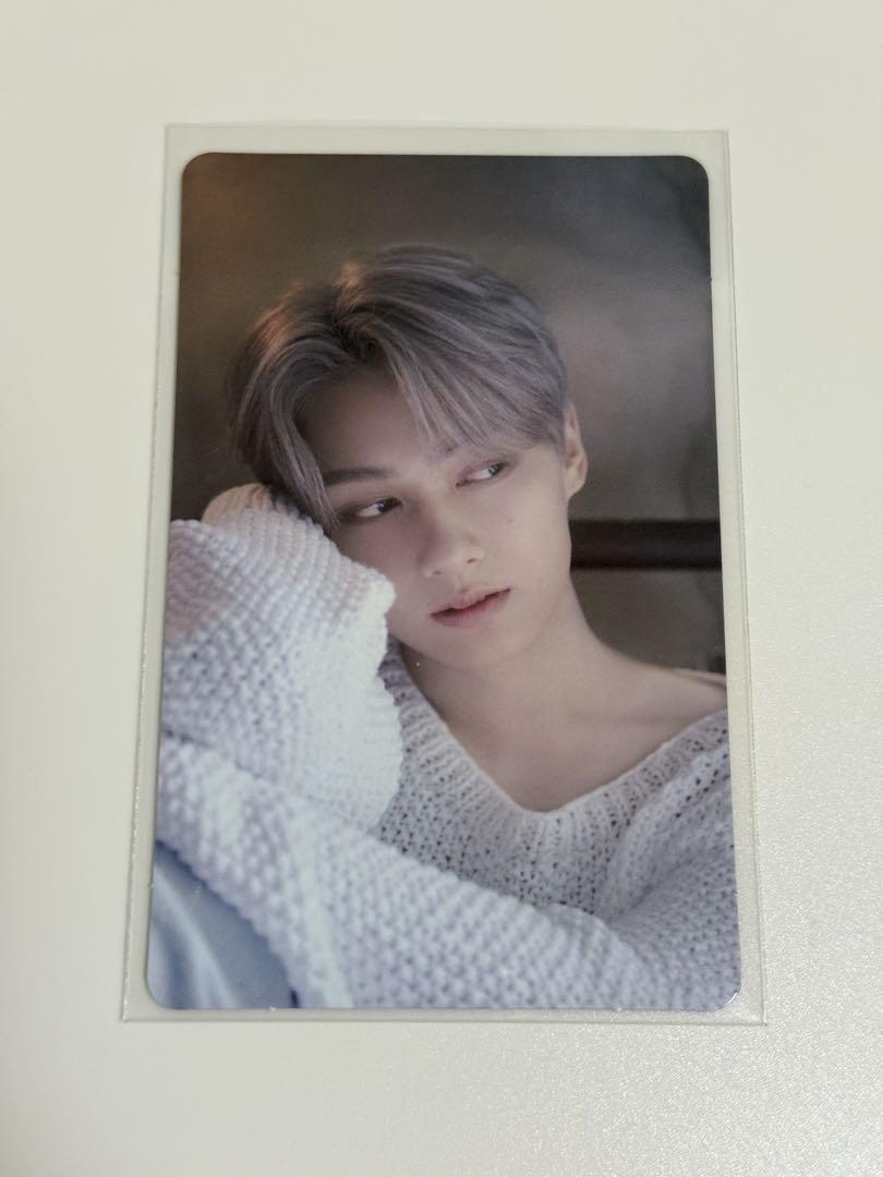 

[Б/У] SEVENTEEN Attacca Бонусная фотокарточка Джуна Weverse